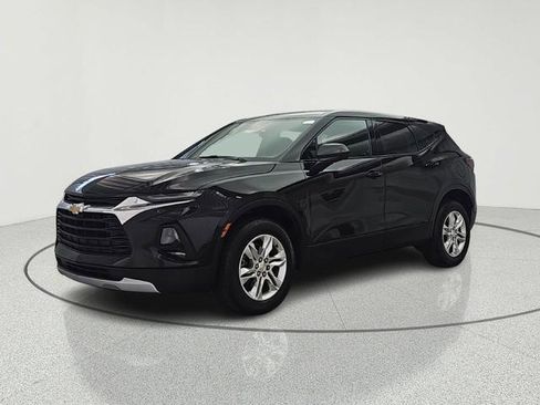 Used 2022 Chevrolet Blazer LT image 3