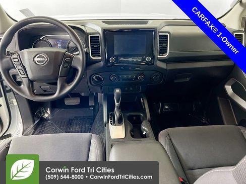 Used 2024 Nissan Frontier SV w/ Tow Package AWD/4WD image 7