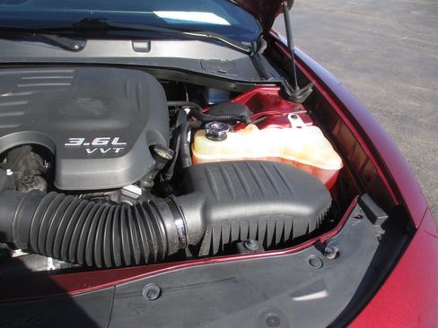 Used 2019 Dodge Charger SXT w/ Plus Group image 33