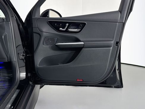 New 2026 Mercedes-Benz GLC 300 image 23