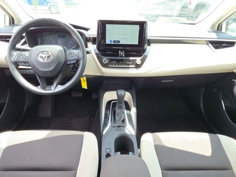 Used 2024 Toyota Corolla LE FWD image 18