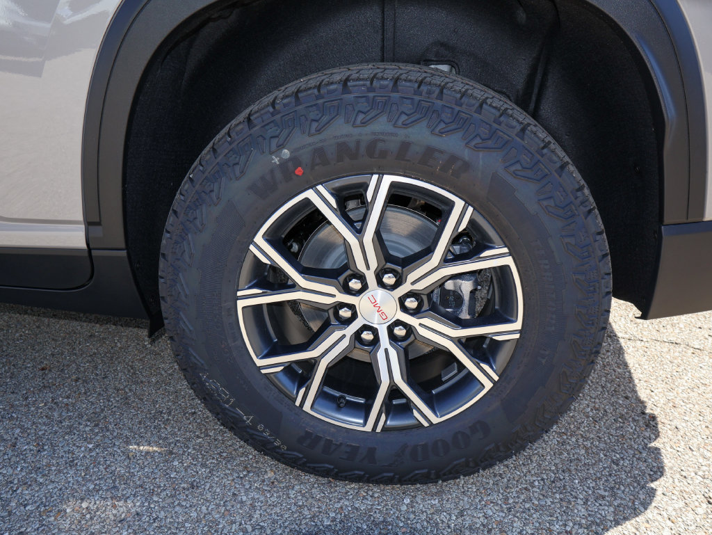 New 2027 GMC Acadia AT4 w/ Luxury Package AWD/4WD image 41