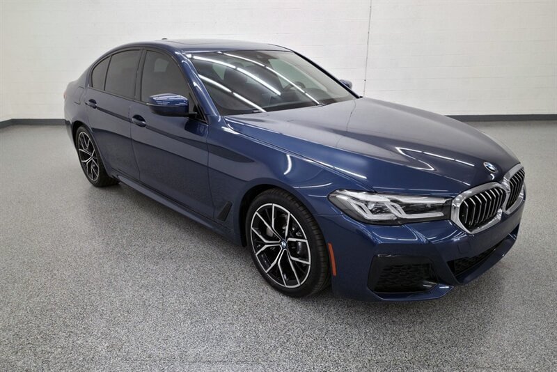 Used 2023 BMW 530i w/ M Sport Package RWD image 12
