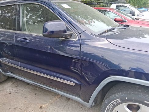 Used 2012 Jeep Grand Cherokee Laredo RWD image 5