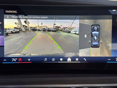 New 2026 BMW i7 xDrive60 w/ Executive Package image 22