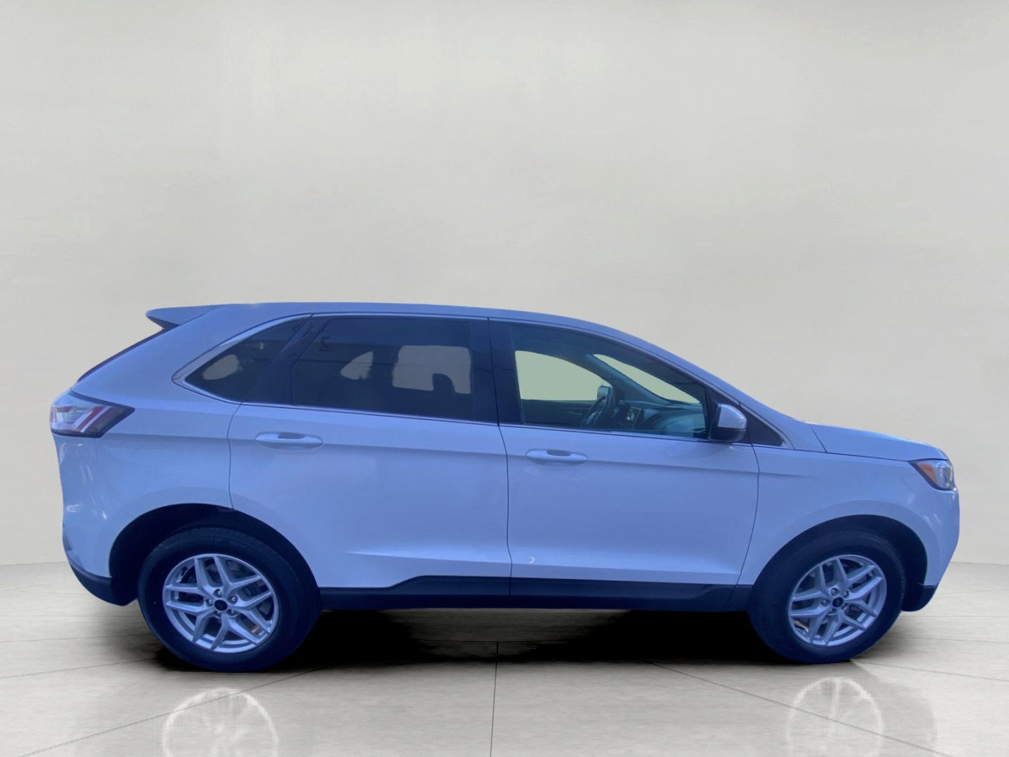Certified 2024 Ford Edge SEL AWD/4WD image 5