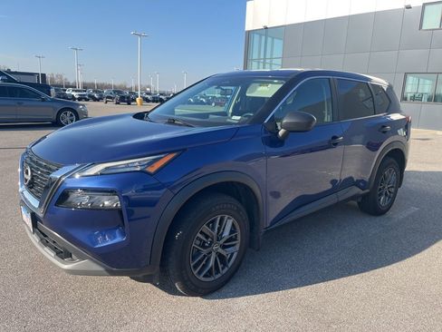 Used 2023 Nissan Rogue S image 1