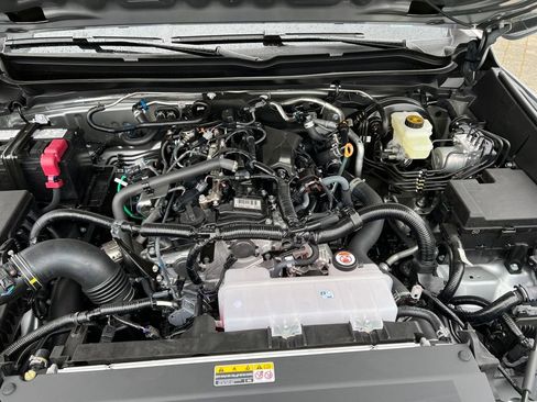 New 2026 Toyota Tacoma SR5 AWD/4WD image 9