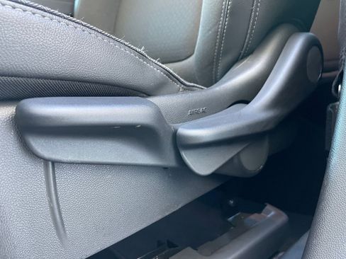 Used 2025 Buick Encore GX Preferred image 23