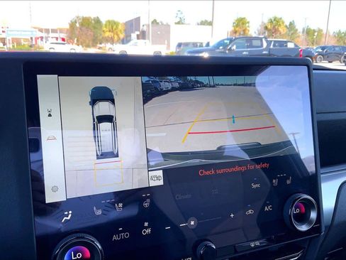 Used 2024 Lexus GX 550 image 29