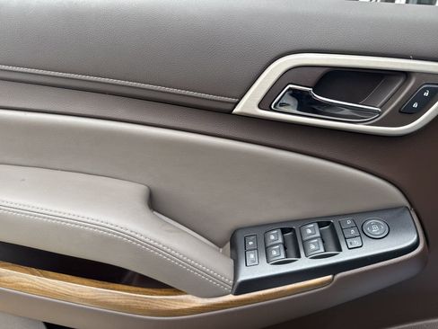 Used 2019 GMC Yukon XL Denali w/ Open Road Package RWD image 13