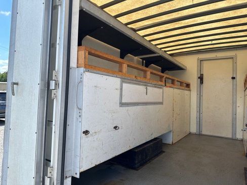 Used 2020 Ford Transit 350 DRW RWD image 18
