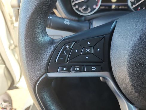 Used 2024 Nissan Sentra SV image 20