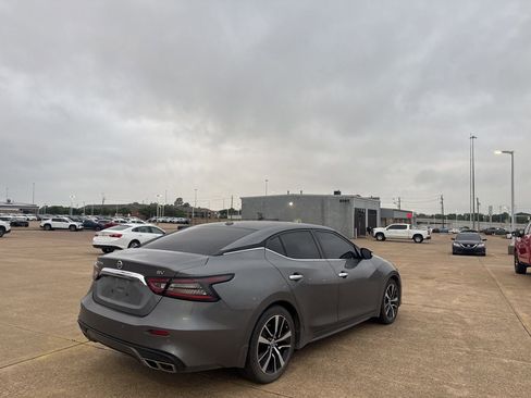 Used 2022 Nissan Maxima SV w/ Floor Mat Group image 23