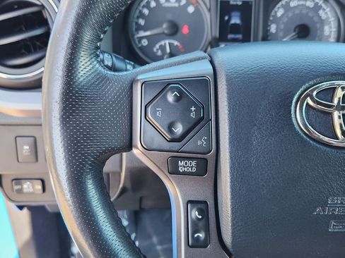 Used 2020 Toyota Tacoma TRD Sport w/ TRD Premium Sport Package image 17