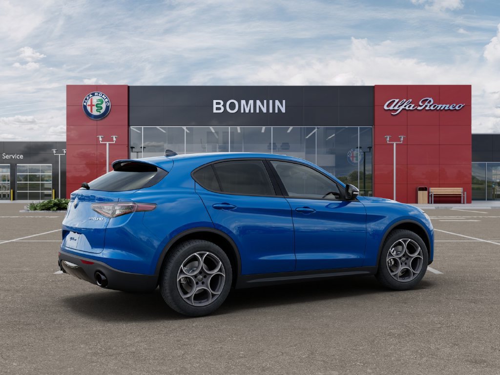 New 2026 Alfa Romeo Stelvio Sprint AWD/4WD image 4