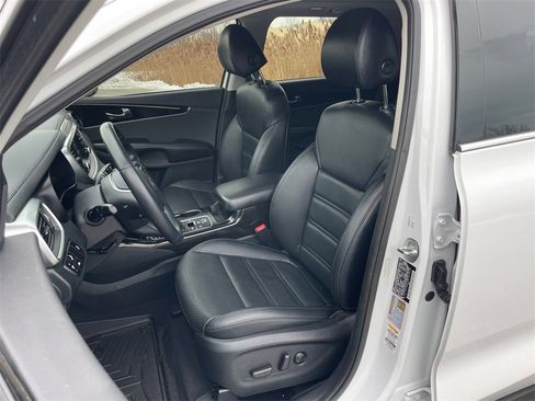 Used 2020 Kia Sorento EX image 3