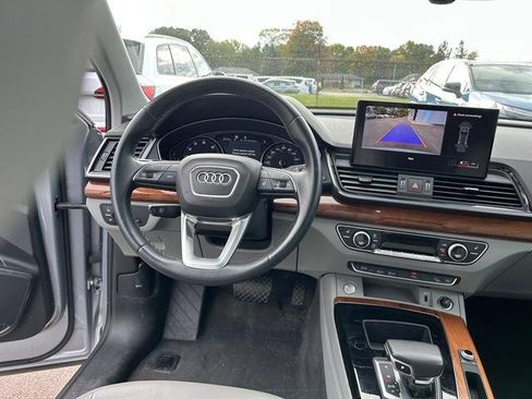 Used 2021 Audi Q5 2.0T Premium w/ Convenience Package image 13