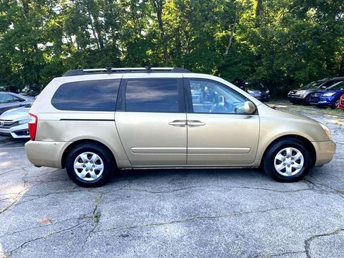 Used 2006 Kia Sedona EX image 4