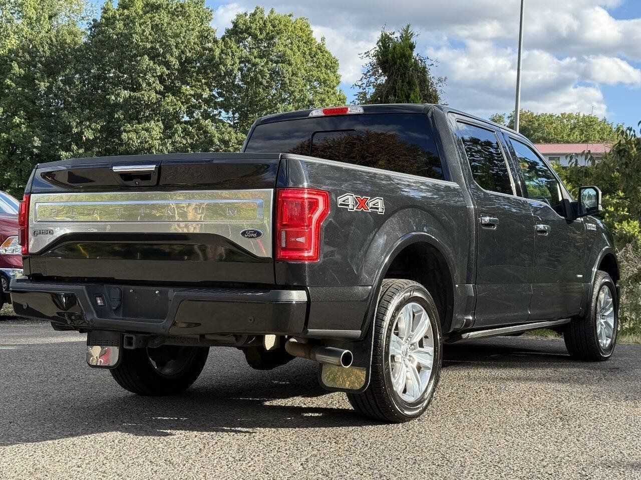 Used 2015 Ford F150 Platinum w/ Technology Package AWD/4WD image 13