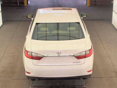 Used 2018 Lexus ES 350 w/ Premier Package image 5