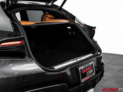 Used 2025 Ferrari Purosangue AWD/4WD image 23