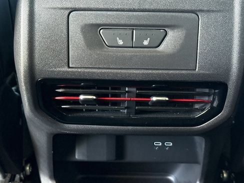 Used 2025 Chevrolet Silverado EV RST AWD/4WD image 20