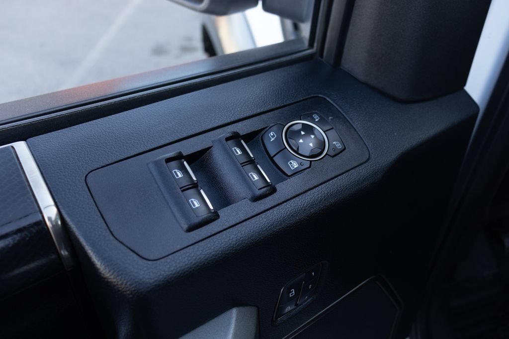 Used 2018 Ford F150 Raptor w/ Equipment Group 802A Luxury AWD/4WD image 19