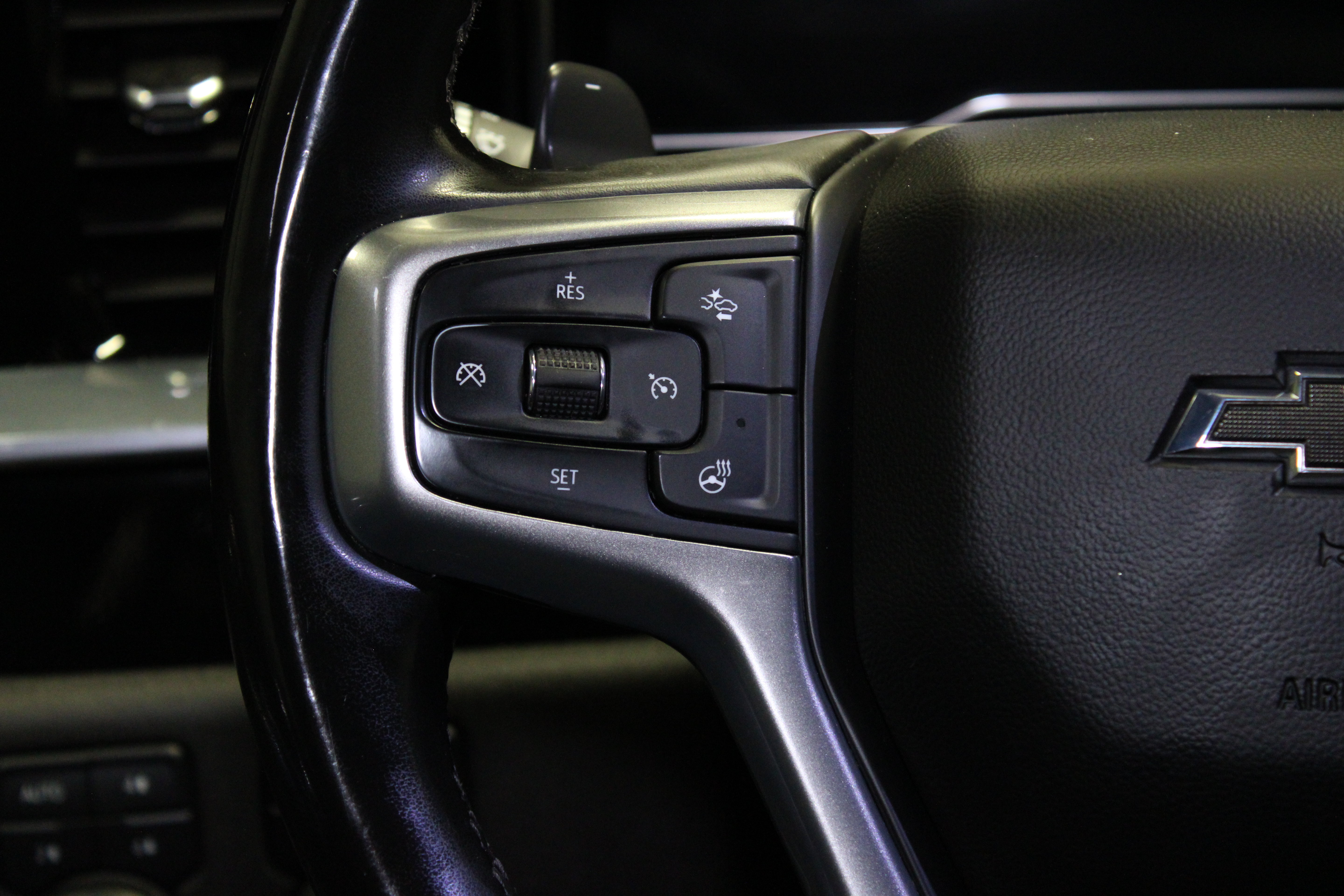 Used 2024 Chevrolet Silverado 1500 RST AWD/4WD image 23