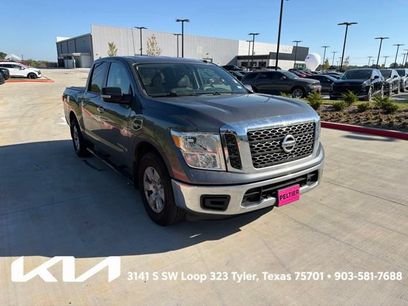 Used 2017 Nissan Titan SV