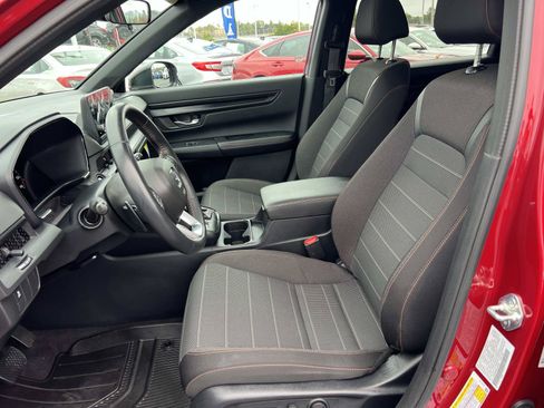 Certified 2025 Honda CR-V Sport image 17
