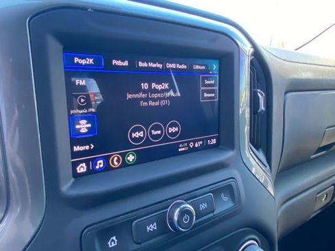 Used 2022 Chevrolet Silverado 1500 Custom image 21