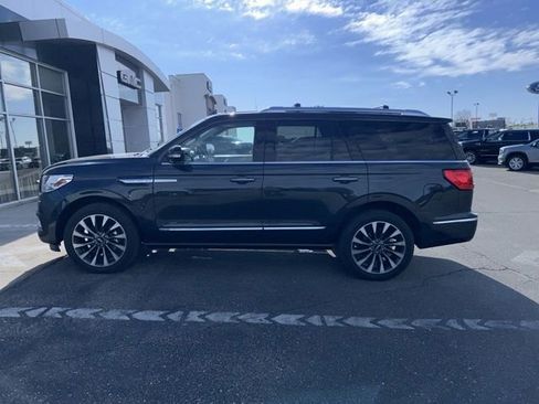 Used 2021 Lincoln Navigator Reserve w/ Luxury Package AWD/4WD image 9