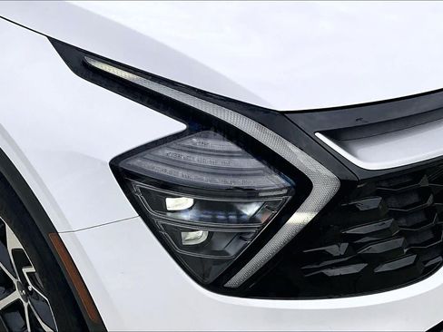 Certified 2024 Kia Sportage EX AWD/4WD image 25