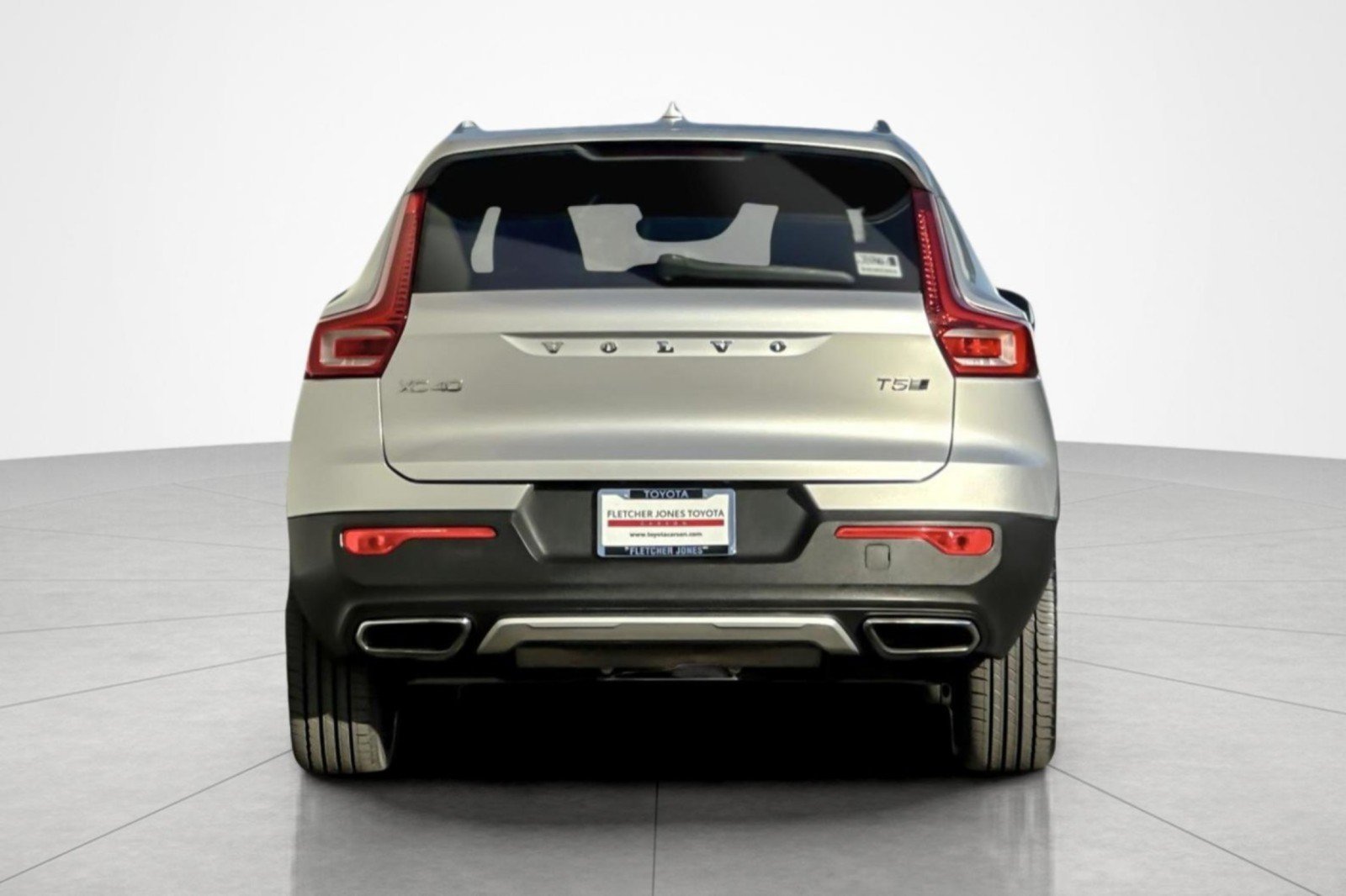 Used 2019 Volvo XC40 T5 Inscription AWD/4WD image 4