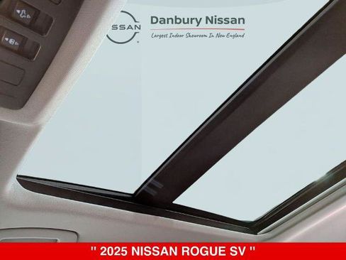 Certified 2025 Nissan Rogue SV w/ SV Premium Package AWD/4WD image 27