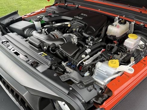 Used 2019 Jeep Wrangler Sport AWD/4WD image 57