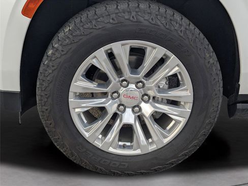 Used 2022 GMC Yukon Denali AWD/4WD image 42