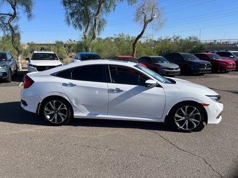 Used 2020 Honda Civic Touring image 18