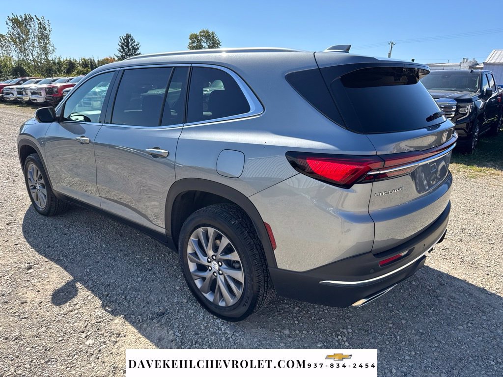 Used 2026 Buick Enclave Preferred w/ Power Package FWD image 5