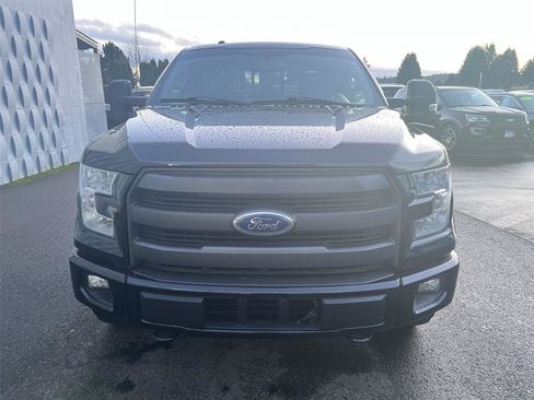 Used 2015 Ford F150 Lariat w/ Equipment Group 501A Mid image 3