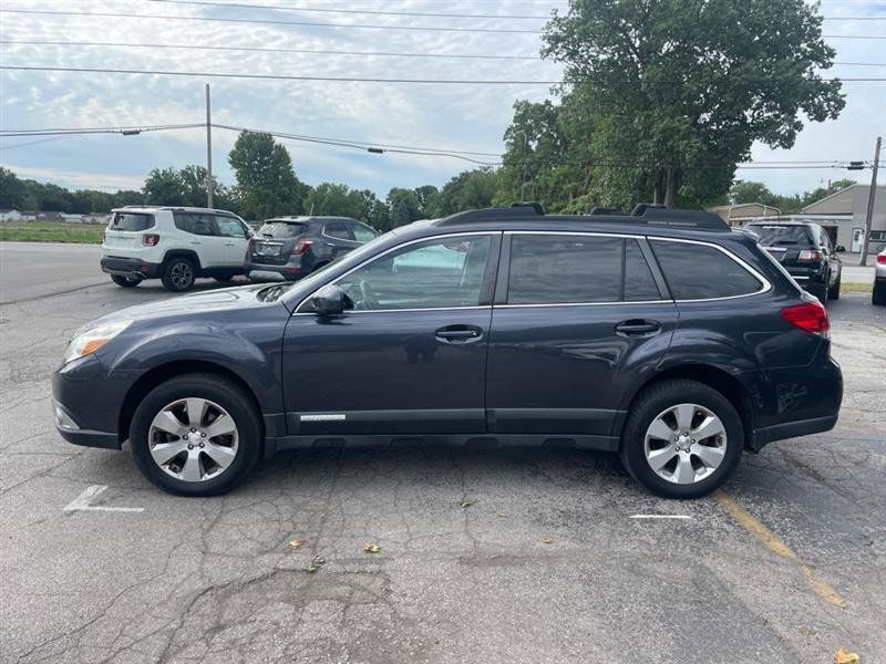 Used 2012 Subaru Outback 2.5i Premium w/ All-Weather Pkg AWD/4WD image 7