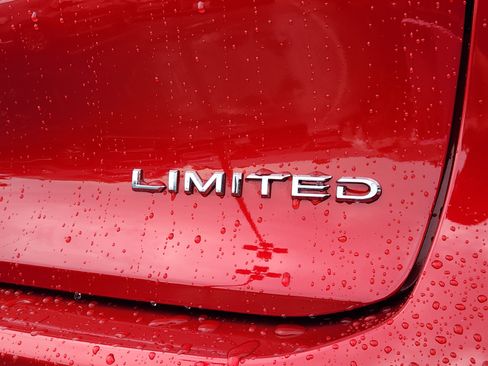Used 2024 Toyota Crown AWD/4WD image 16