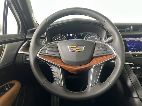 New 2025 Cadillac XT5 Premium Luxury w/ Technology Package image 32