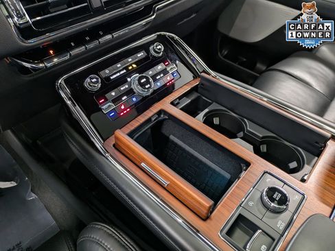 Used 2020 Lincoln Navigator Reserve w/ Luxury Package image 14