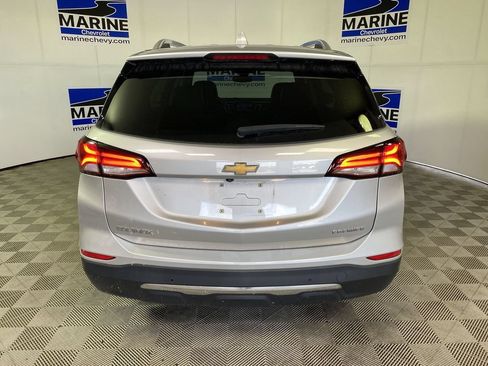 Used 2022 Chevrolet Equinox Premier FWD image 17