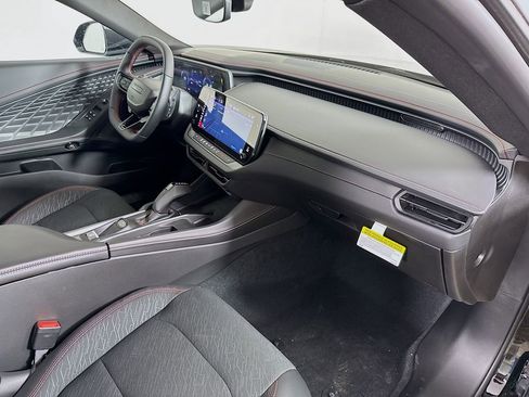 Used 2025 Dodge Charger R/T w/ Quick Order Package 25M R/T image 31