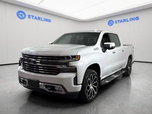Used 2020 Chevrolet Silverado 1500 High Country w/ Z71 Off-Road Package AWD/4WD image 16