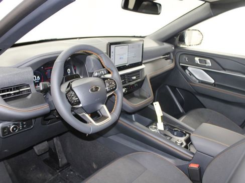 New 2026 Ford Explorer Tremor image 25