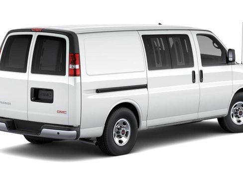 New 2026 GMC Savana 2500 RWD image 3